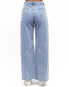 Wide leg straight leg jean from Label of love